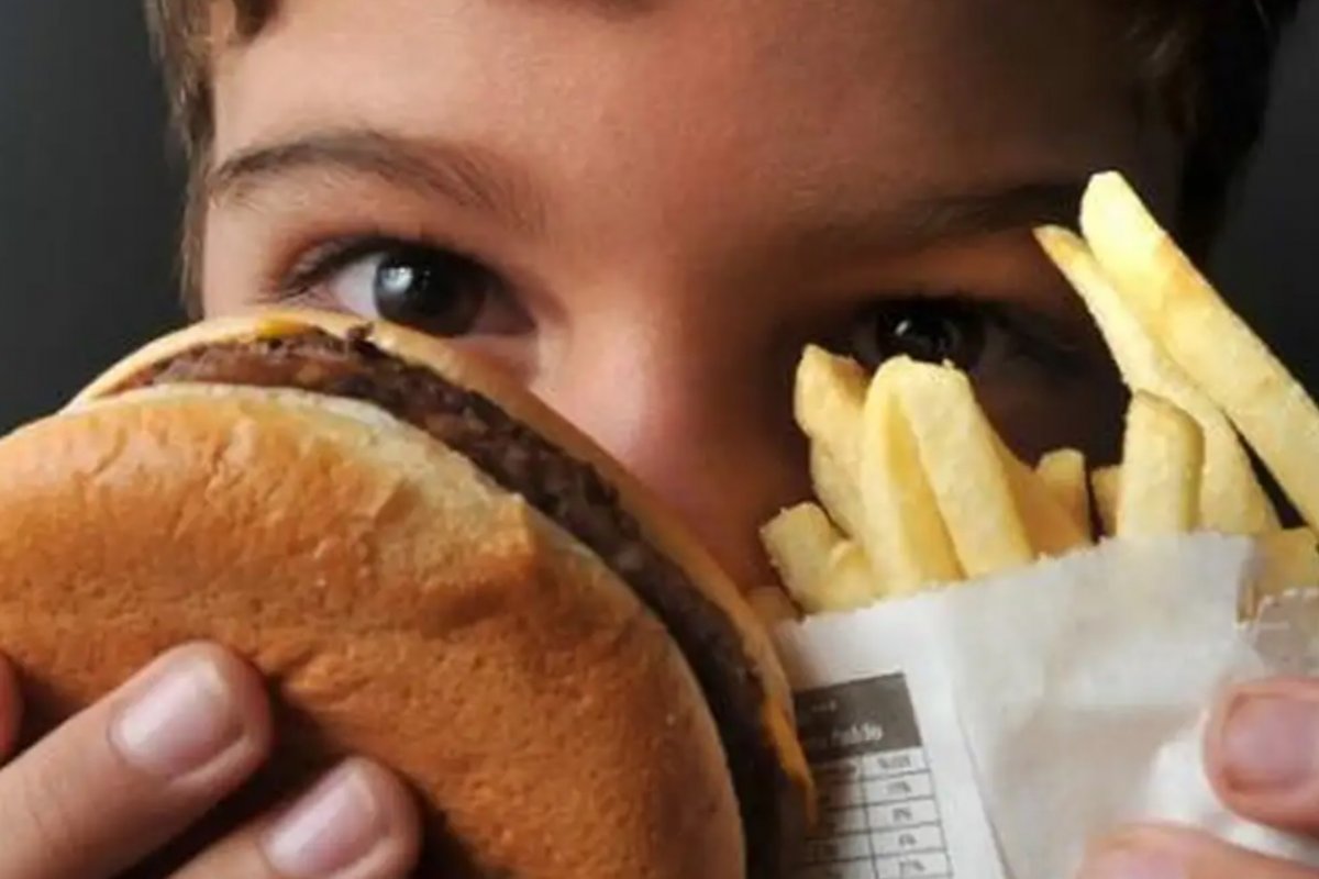 Estudo aponta aumento da estatura e obesidade infantil no Brasil
