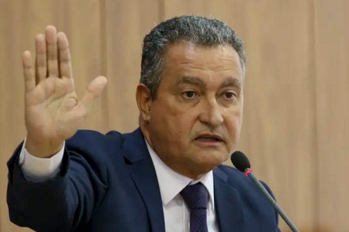 Investigação da PF liga Rui Costa a fraude na compra de respiradores na Bahia