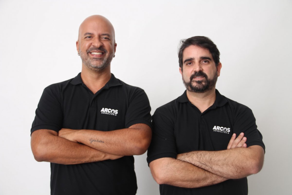 Arcos Consultoria celebra aniversário de 14 anos com novidades!