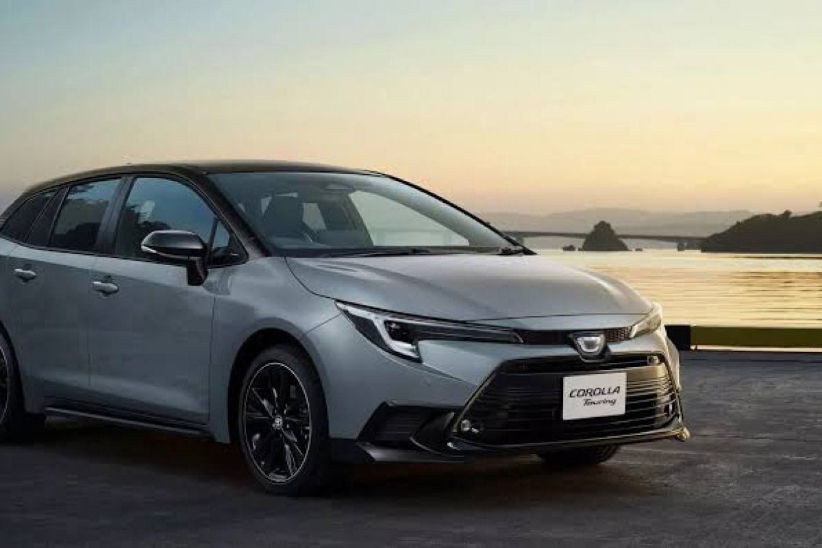 Corolla ganha nova versão esportiva… no Japão