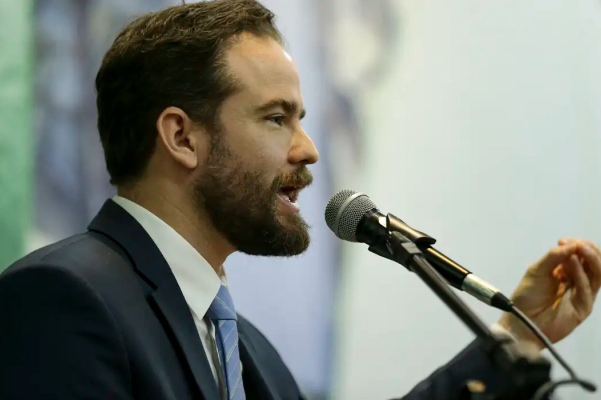 Brasil precisa seguir duas agendas para crescer: fiscal e social, afirma secretário executivo da Fazenda