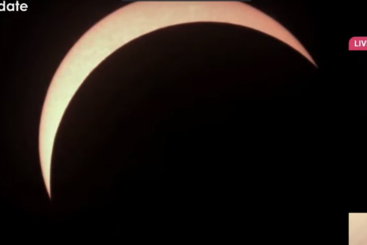 Ao vivo: Eclipse total do Sol acontece nesta segunda