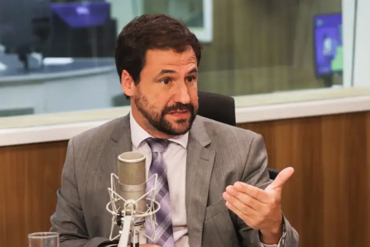 Secretario João Brant diz que Elon Muk tem comportamento provocador