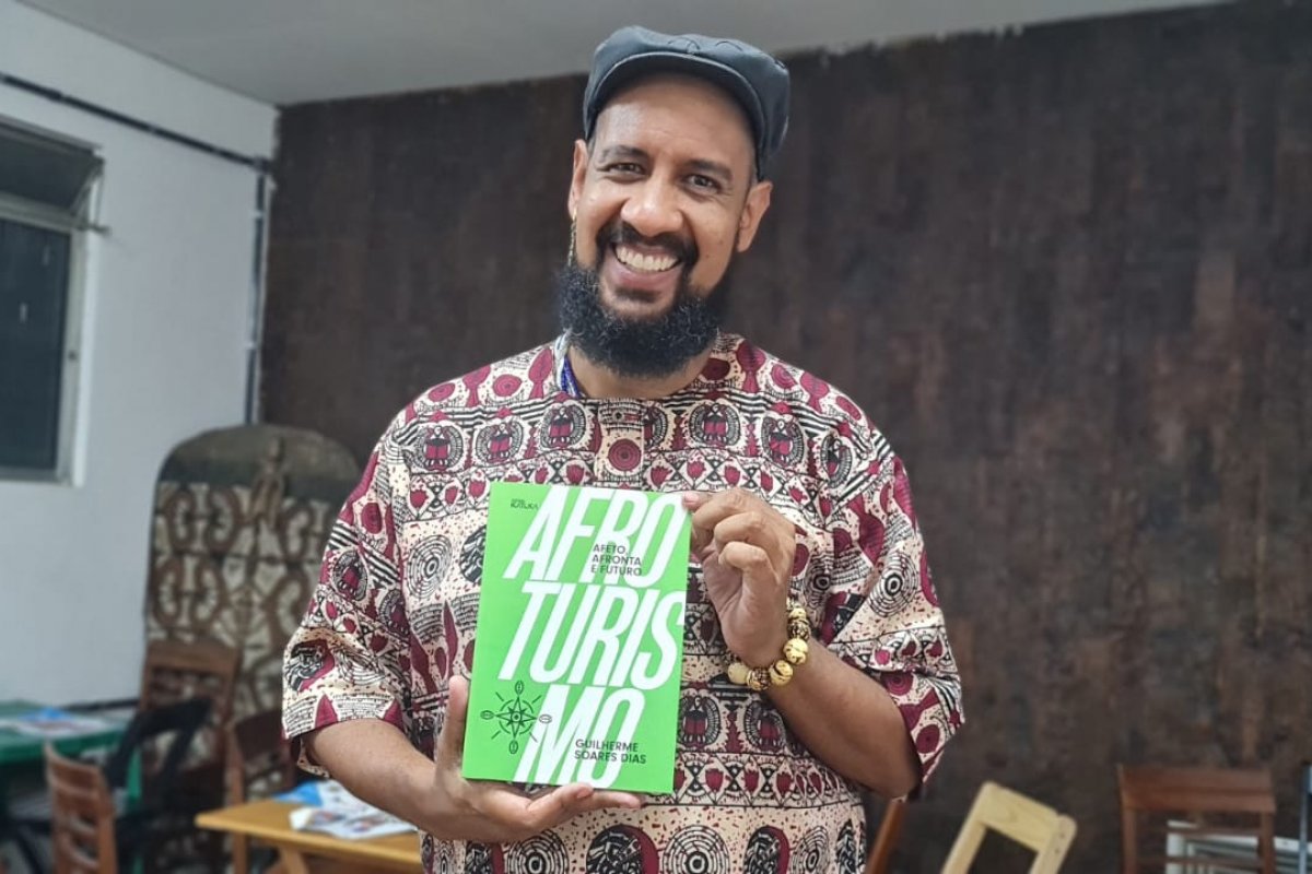 Livro “Afroturismo” traz debates sobre diversidade nas viagens! 