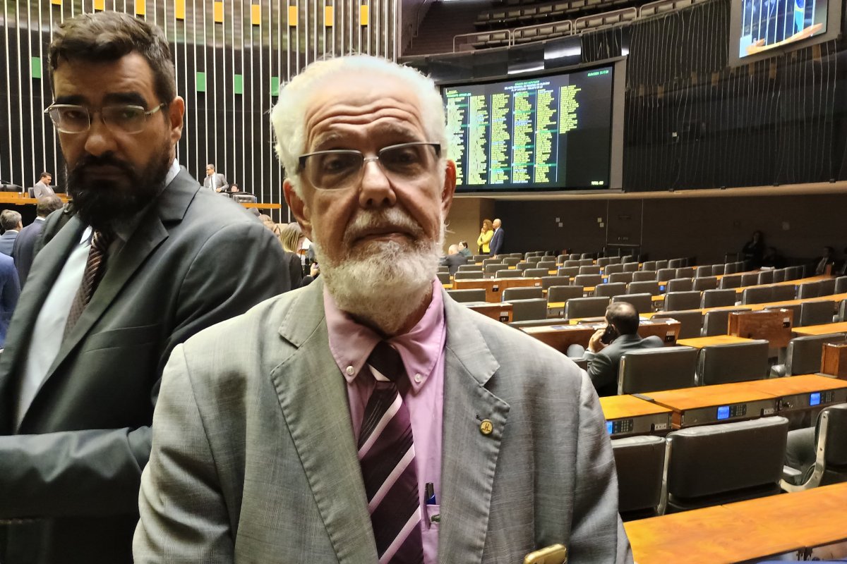 "Não pode um multimilionário querer mandar no governo do Brasil", diz Jorge Solla sobre Elon Musk