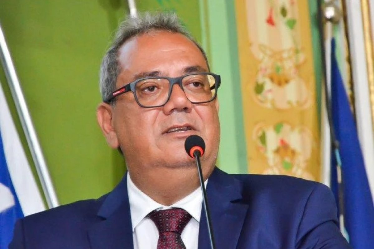 Carlos Muniz admite insatisfação após fim de janela partidária: ‘não colocar Sidninho no PSDB’