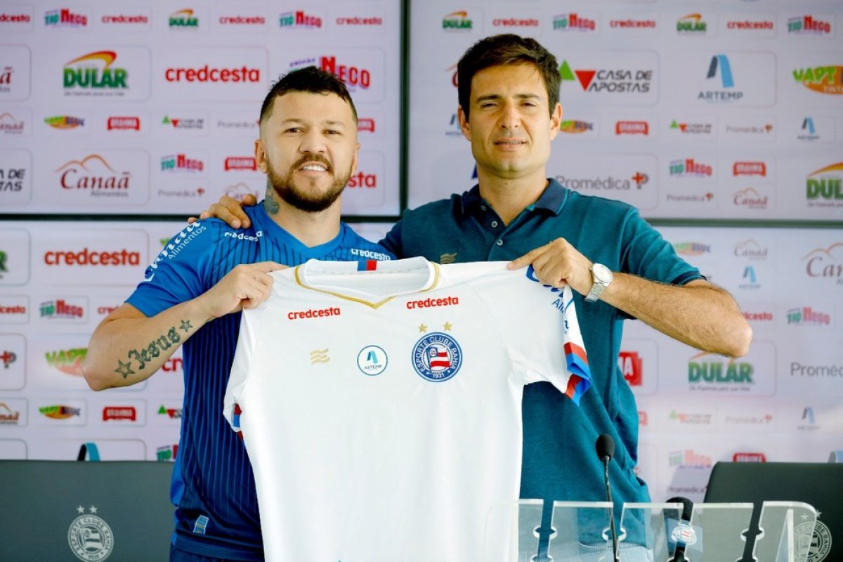 Rossi é apresentado como novo reforço do Bahia