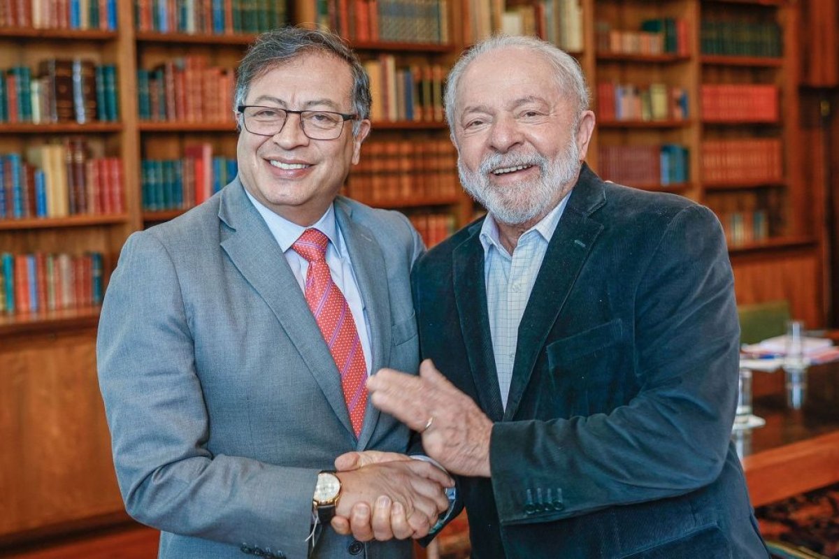 Na Colômbia, Lula discutirá eleições venezuelanas e crise entre México e Equador