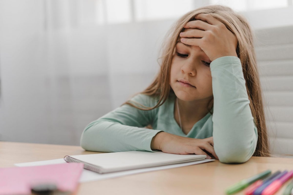 Temporada de chuvas eleva o risco de infecções virais em crianças: Pediatra destaca importância dos cuidados!