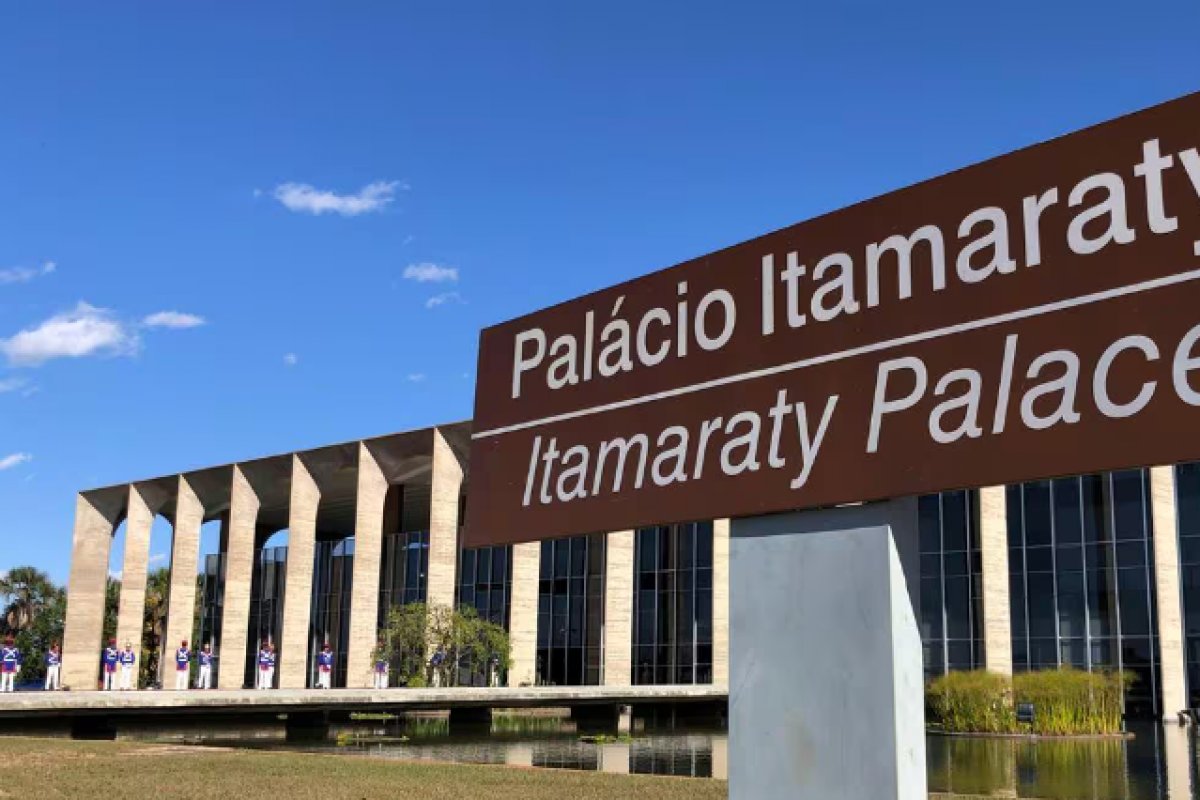 Instituto Brasil-Israel questiona posicionamento do Itamaraty sobre ofensiva iraniana contra Israel