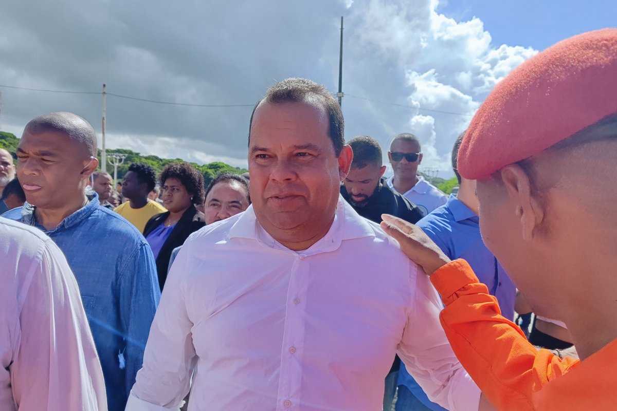 Geraldo não revela vice, mas cita Lídice e Bacelar como possíveis coordenadores de campanha