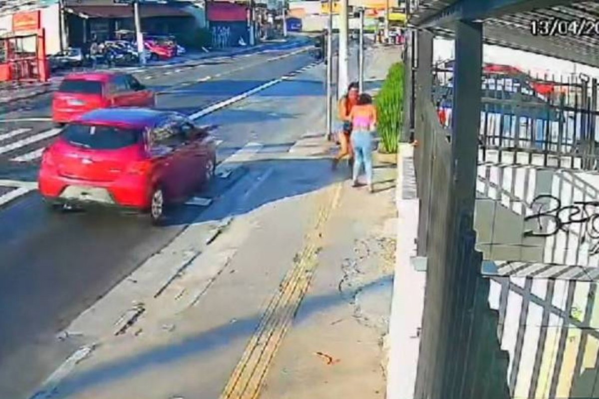 Mulher trans é morta na saída de baile funk no Capão Redondo; um homem foi preso