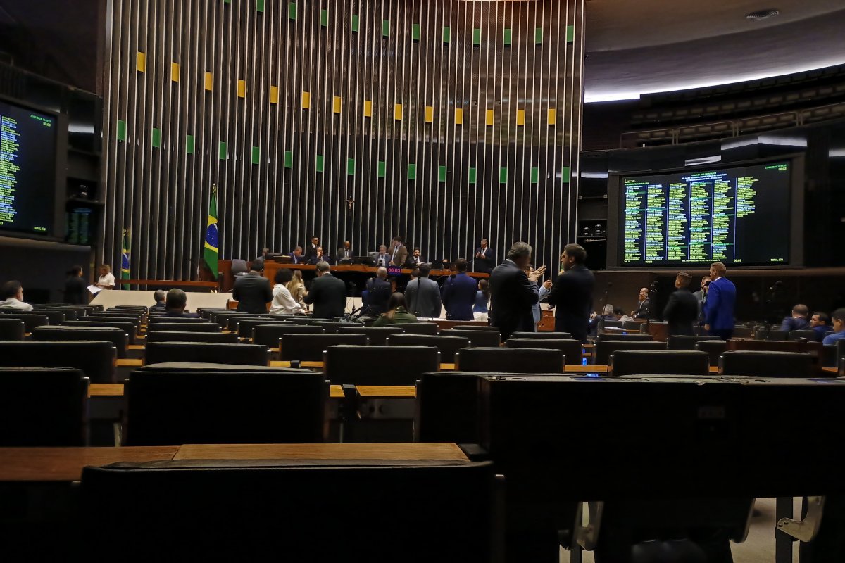 PL dos motoristas de app e comissão ouve Lewandowski; confira agenda da Câmara