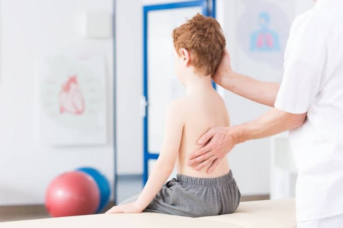 Reeducação Postural na infância e adolescência é crucial para a saúde musculoesquelética!