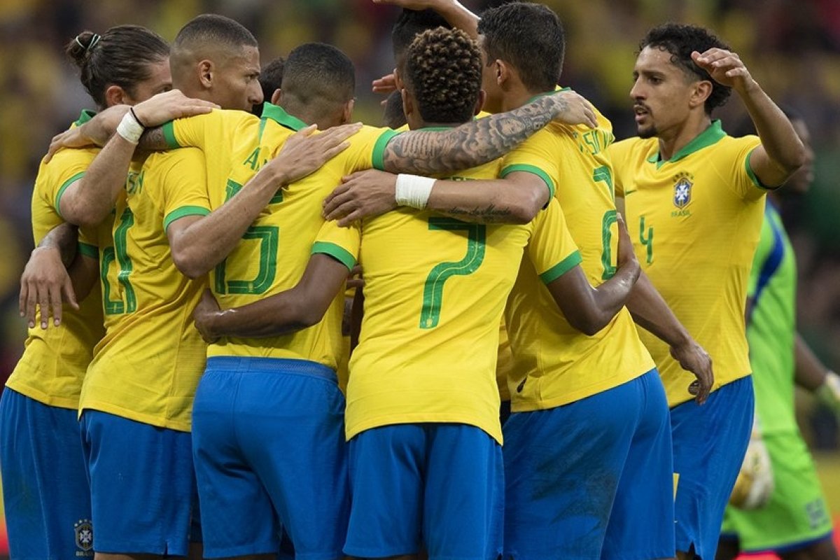 Jogo do Brasil na Copa América altera tráfego de veículos na região do Farol da Barra