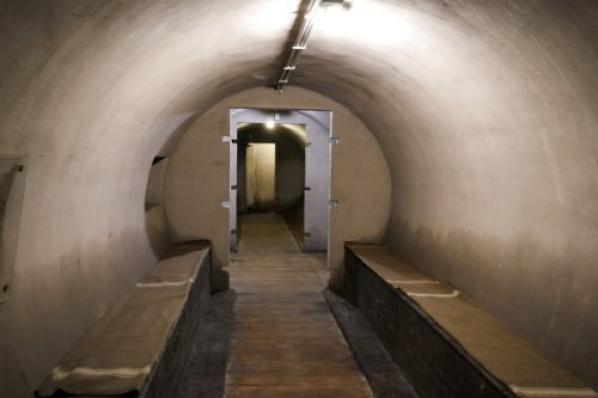 Em Roma, bunker de Benito Mussolini reabre ao público