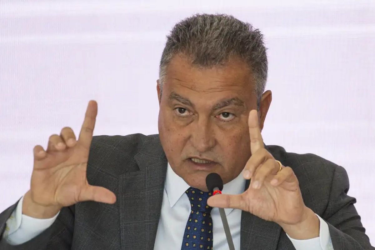 ‘Papel de articulador é de Padilha, não meu’, dispara Rui Costa