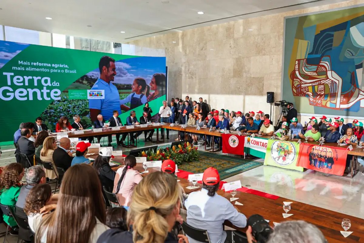 Assentamento de famílias em 2023 foi 30% maior do que o total dos quatro anos anteriores