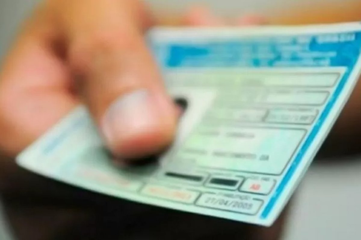 Conselho Nacional de Trânsito aprova novas regras para foto de motorista na CNH