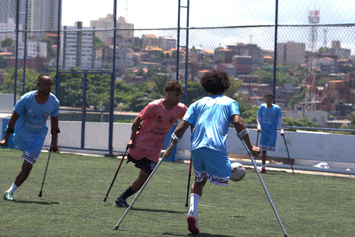 Abril Laranja: Atletas amputados ressaltam a importância do esporte para reabilitação