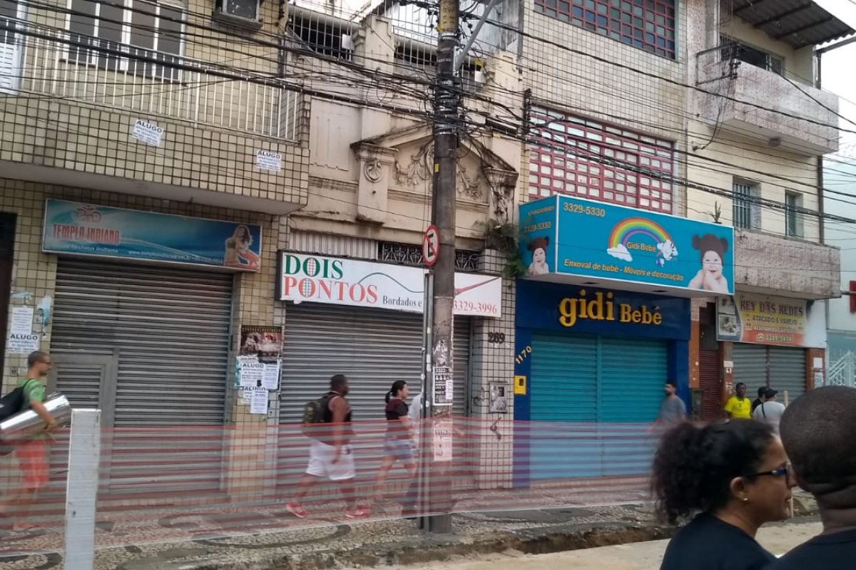 Comércio Popular sente impacto da greve no centro de Salvador