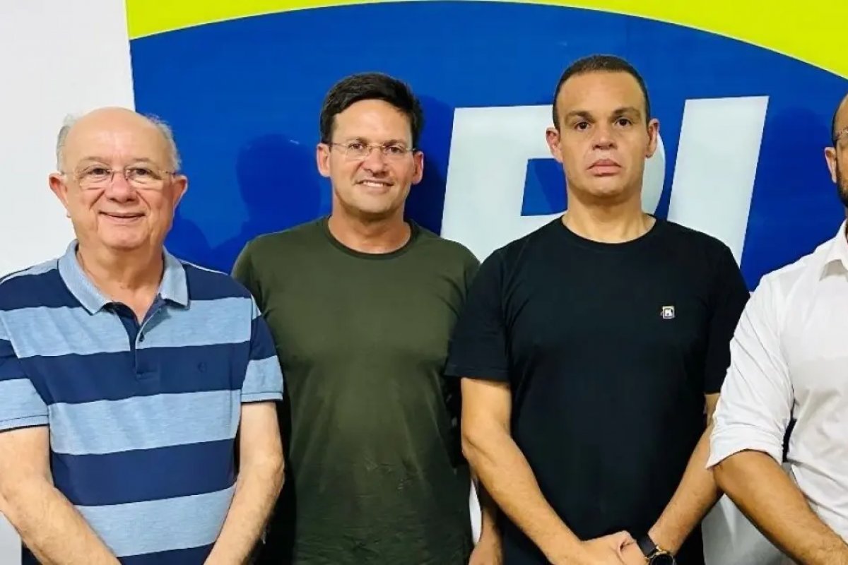 Eleições 2024: PL oficializa apoio à pré-candidatura de José Ronaldo em Feira de Santana