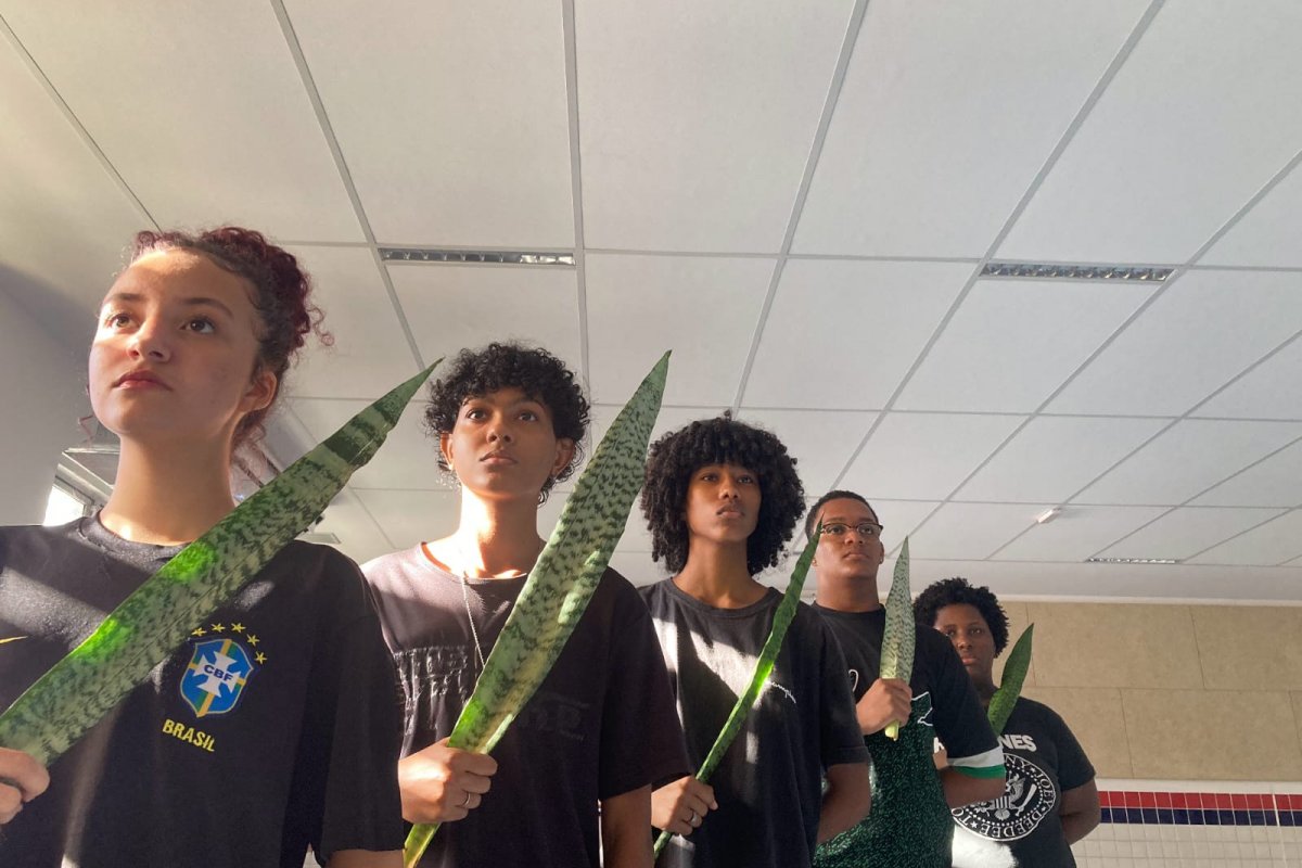 Jovens do Cabula VI estreiam espetáculo “Força de Um Corpo”