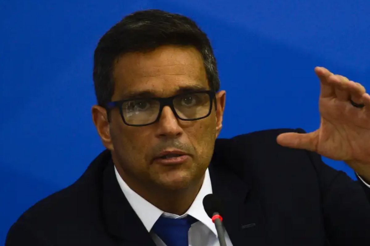 Campos Neto prevê 'superapp' bancário em até um ano