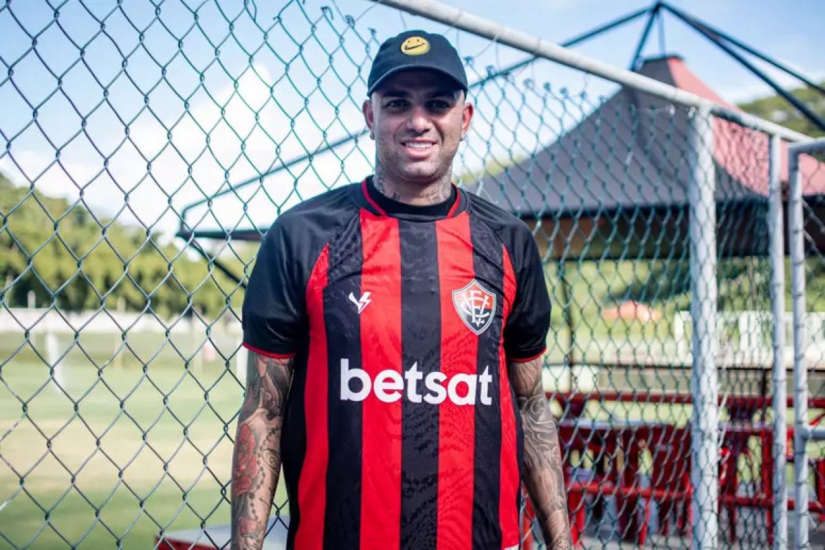 Luan e Vitoria entram em acordo por rescisão de contrato