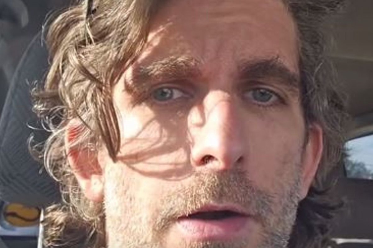 Morre homem que se incendiou diante de tribunal onde Trump era julgado