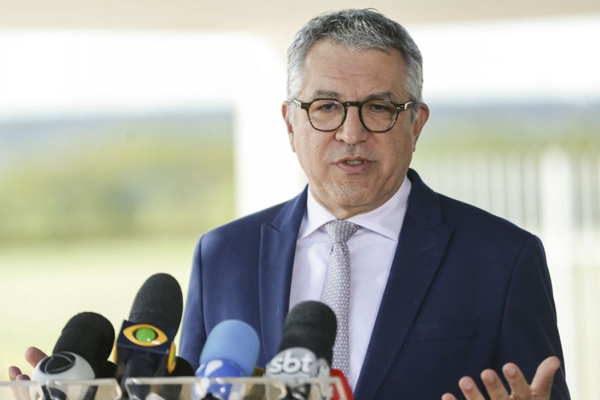 Padilha diz que crise com Congresso está superada