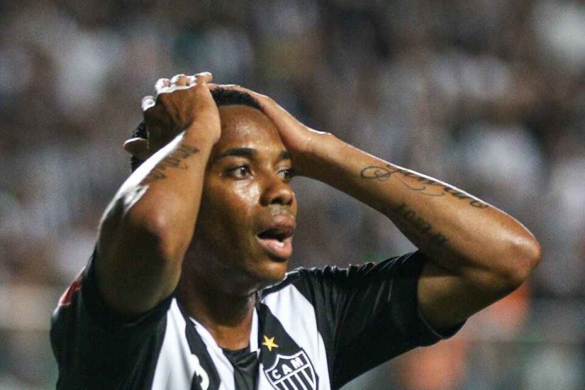 Robinho completa um mês na prisão