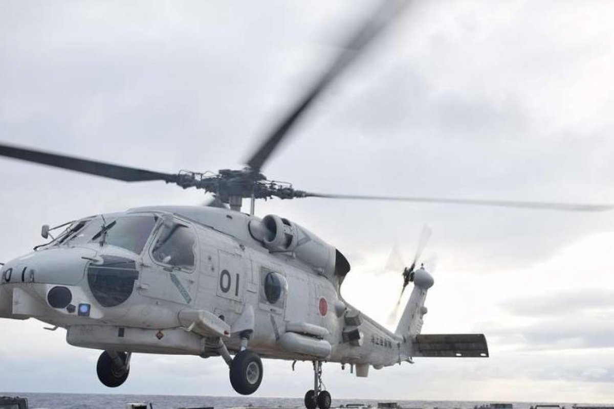 Colisão de helicópteros deixa pelo menos um morto e desaparecidos no Japão