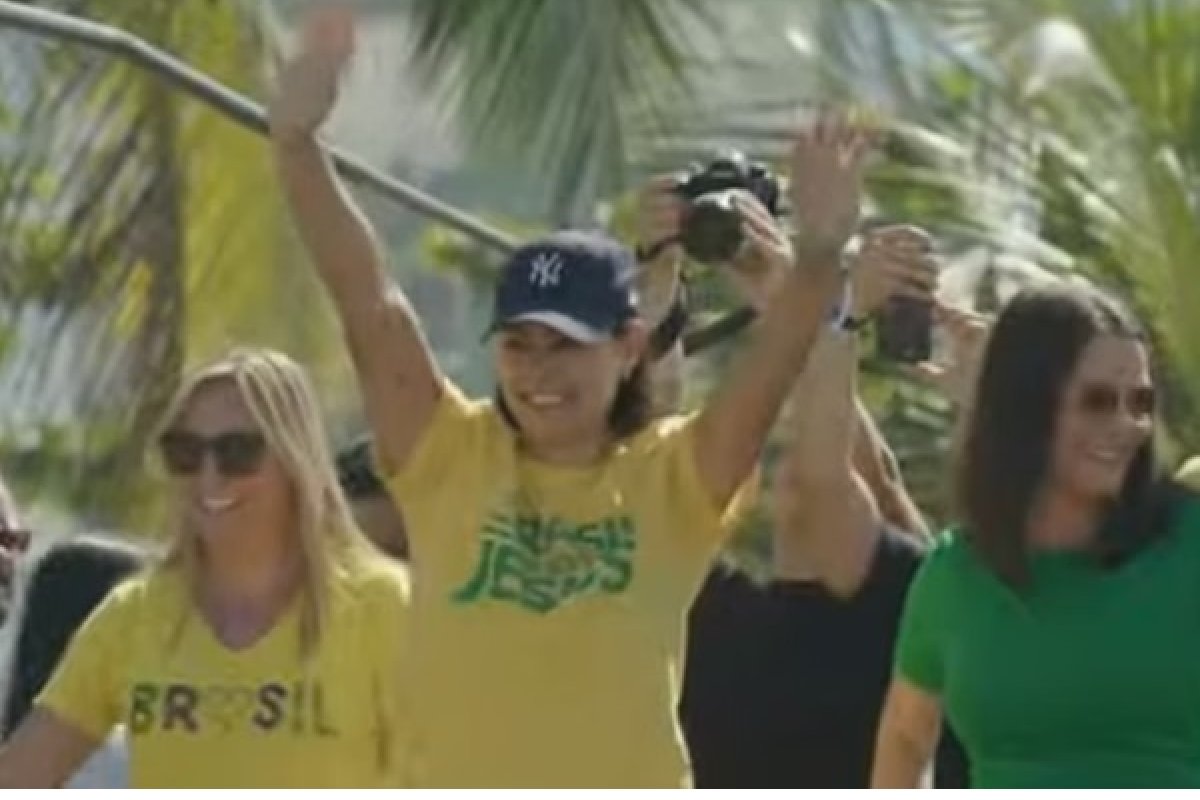 Michelle convoca evangélicos na política: “precisamos nos posicionar”