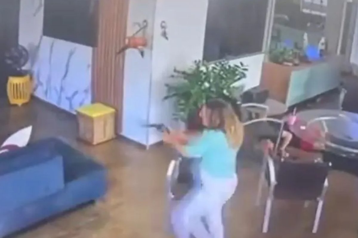 Dois homens morrem e um padre fica ferido após ataque a tiros no MT