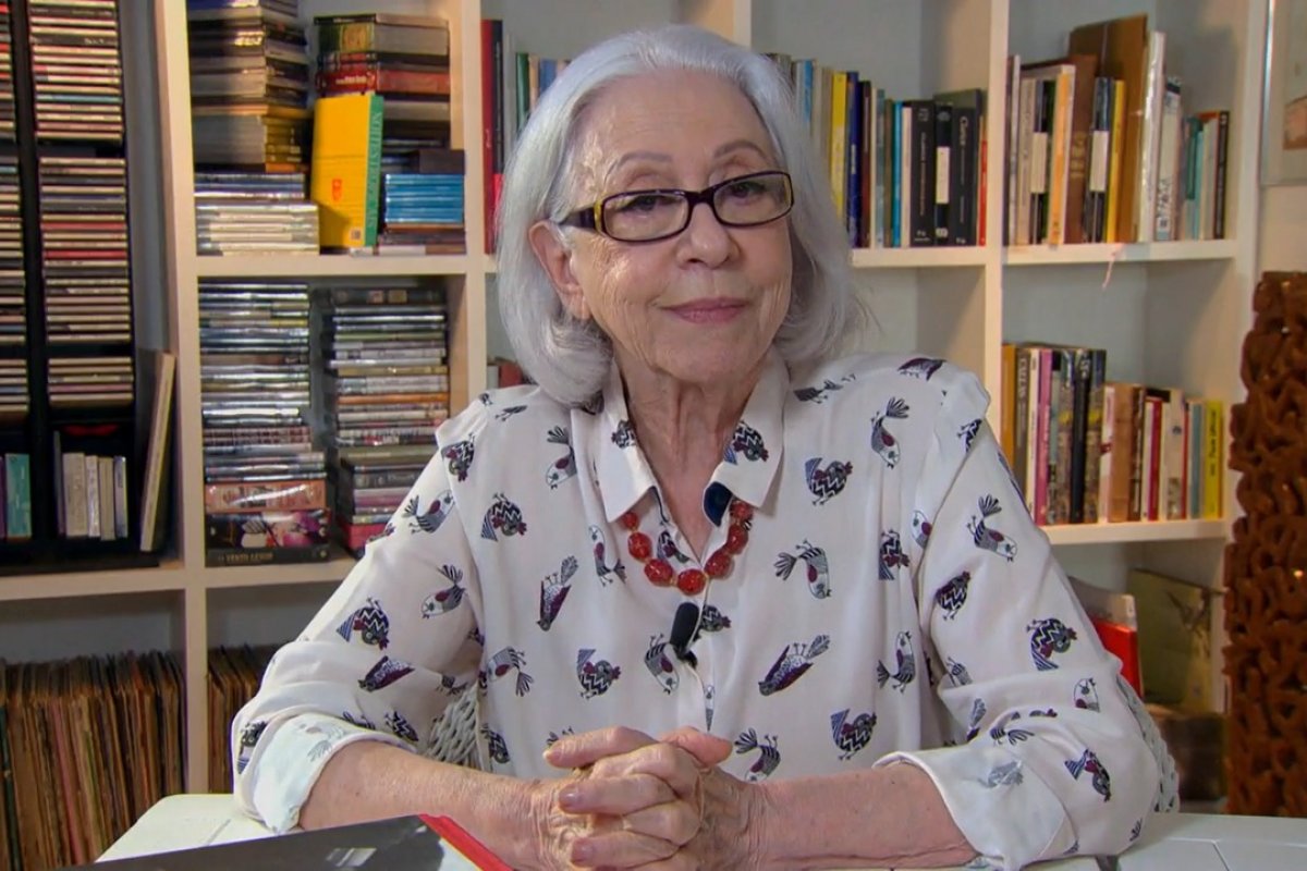 Dada como morta, Fernanda Montenegro briga no INSS por pensão e aposentadoria