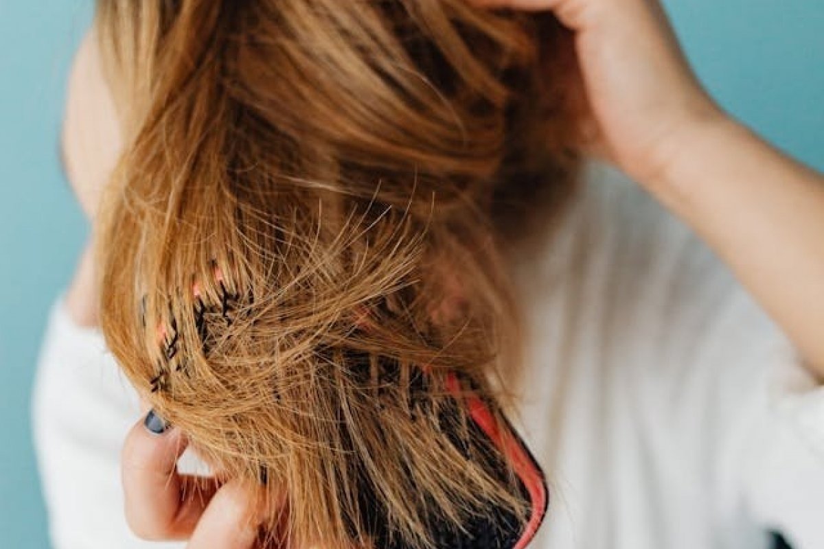 Acidificante: para que serve o novo queridinho do Tik Tok para os cabelos?