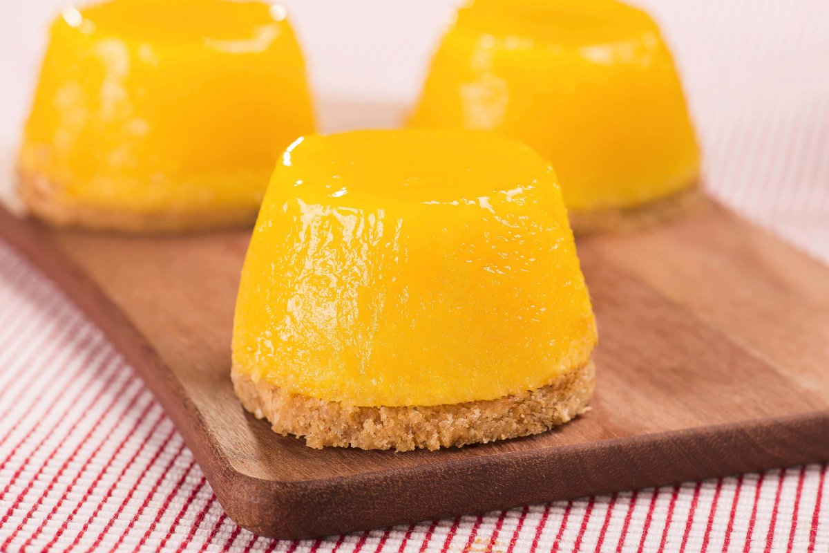 Aprenda a fazer Quindim: Receita tradicional do nordeste brasileiro é um doce clássico