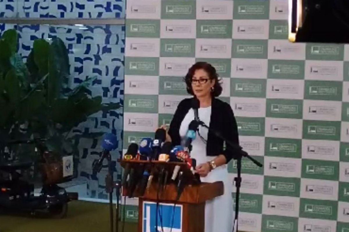 Zambelli questiona a segurança do sistema CNJ após ser denunciada por invasão pela PGR