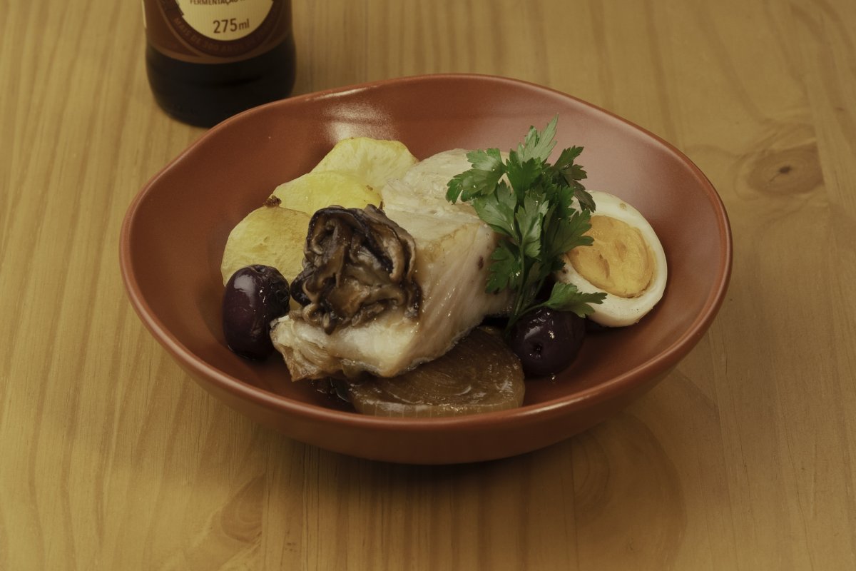 Aprenda a fazer bacalhoada com toque de Shoyu!