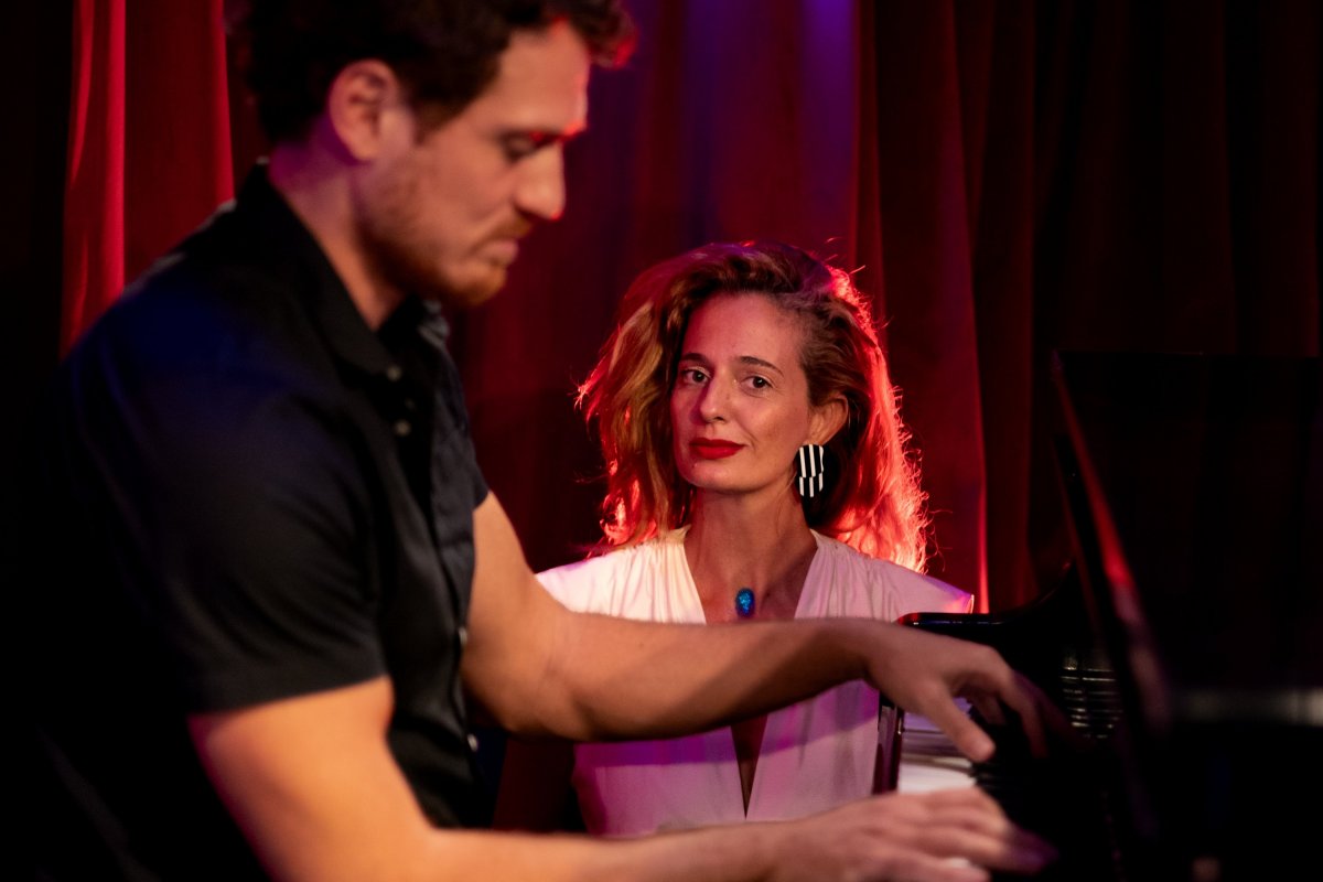 Letrux e Thiago Vivas apresentam “Alfabeto Sonoro” na Casa Rosa!