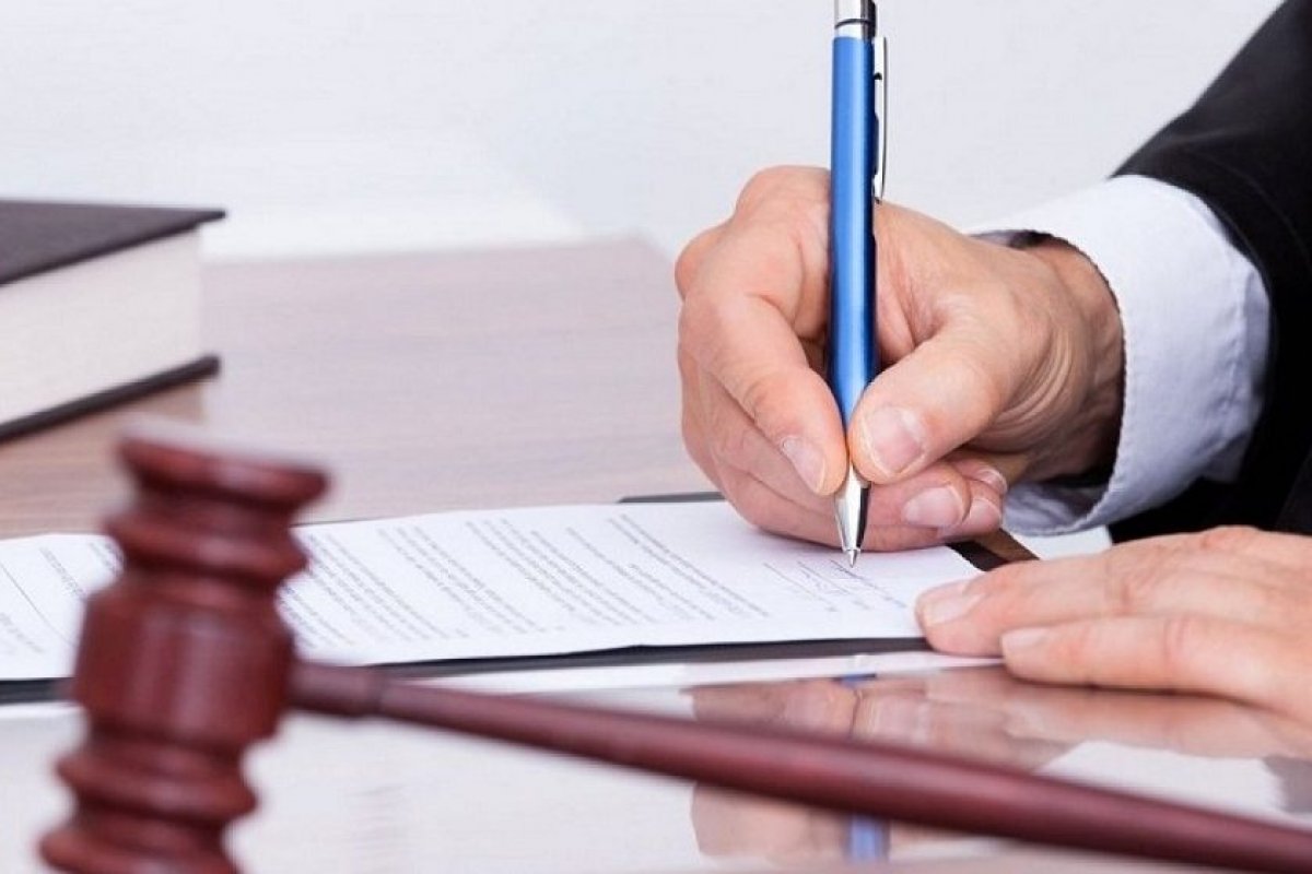 Pensão por morte deve ser dividida em partes iguais entre ex-mulher e viúva