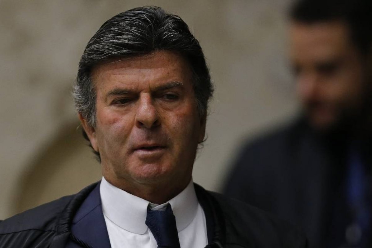 Luiz Fux pode suspender juiz de garantias a partir do dia 20