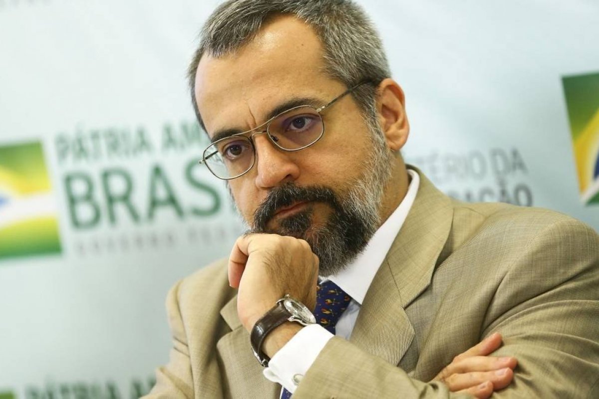 MEC ainda não utilizou mais de R$ 1 bilhão recuperado na Lava Jato