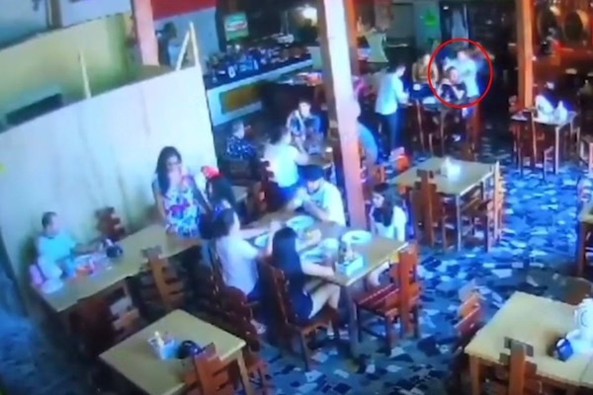 Garçom mata vereador e esfaqueia duas pessoas em restaurante no Ceará