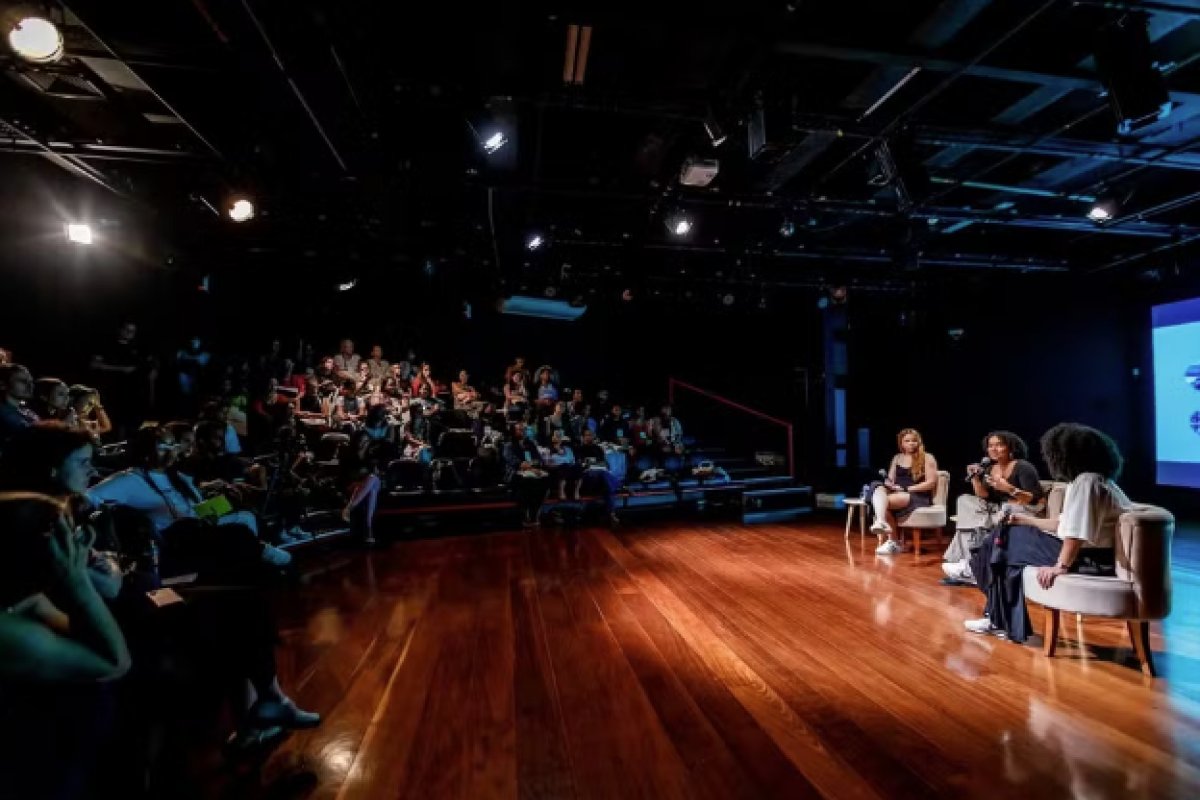 Código M: evento exclusivo para mulheres promove imersão em tecnologia