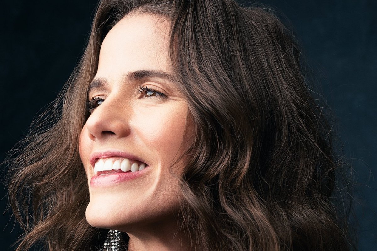 Ana Canãs encerra turnê baiana de "Ana Cañas Canta Belchior com show no Pelourinho!
