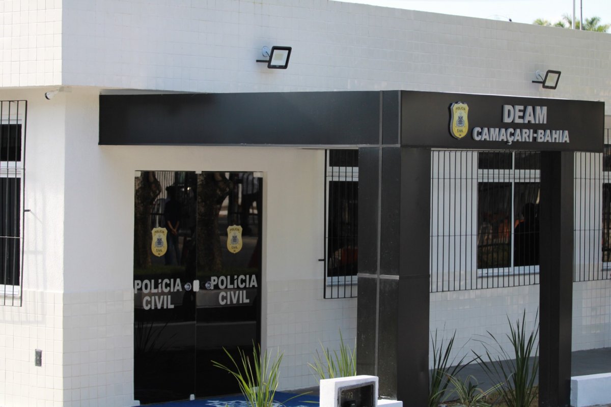 Homem suspeito de tentar matar mulher e filho tem mandado cumprido em Camaçari