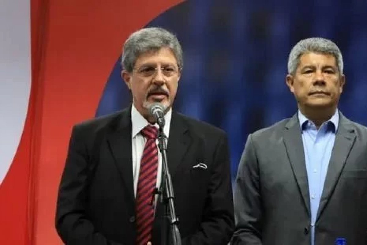 Jerônimo exonera secretário do MDB da Administração Penitenciária e Ressocialização