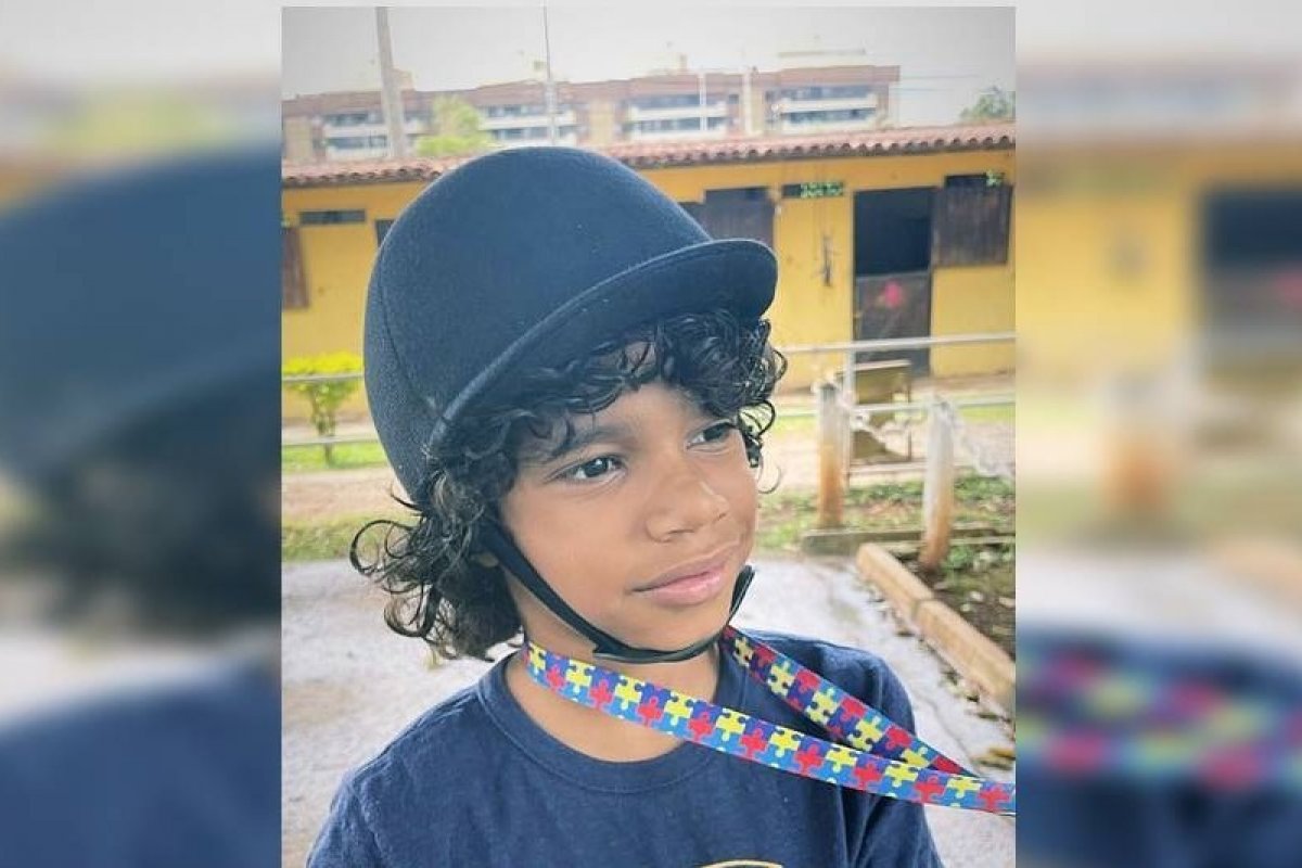 Mãe denuncia clínica por negar atendimento a filho autista no Distrito Federal